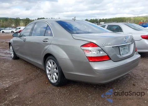 2007 Mercedes-Benz S 550 из США, поврежденный, VIN WDDNG71X37A104062